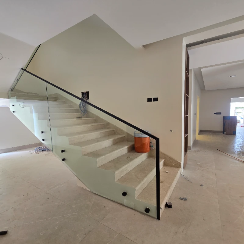 تركيب زجاج سكريت بالدمام
