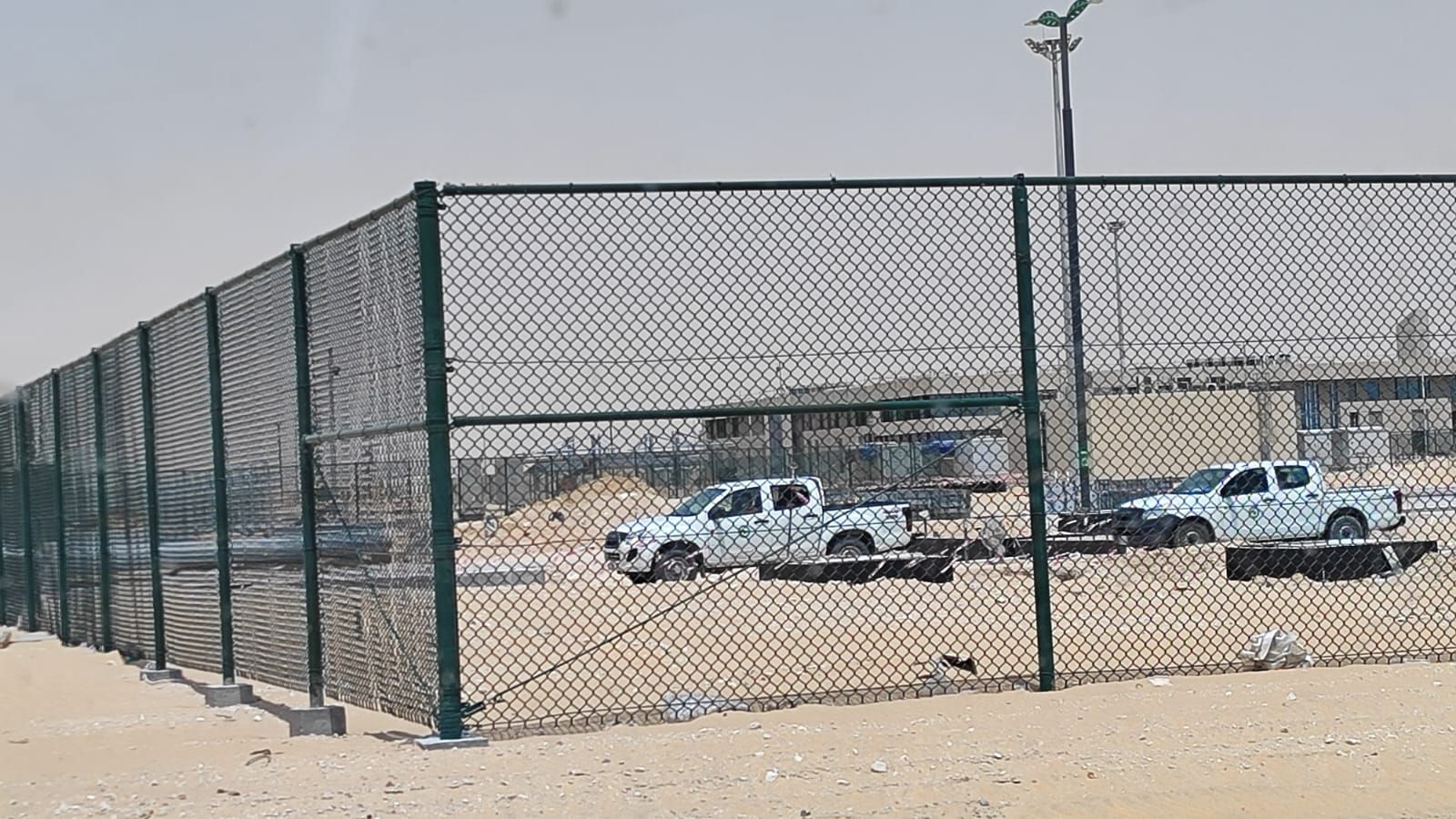 ملعب شبك اخضر