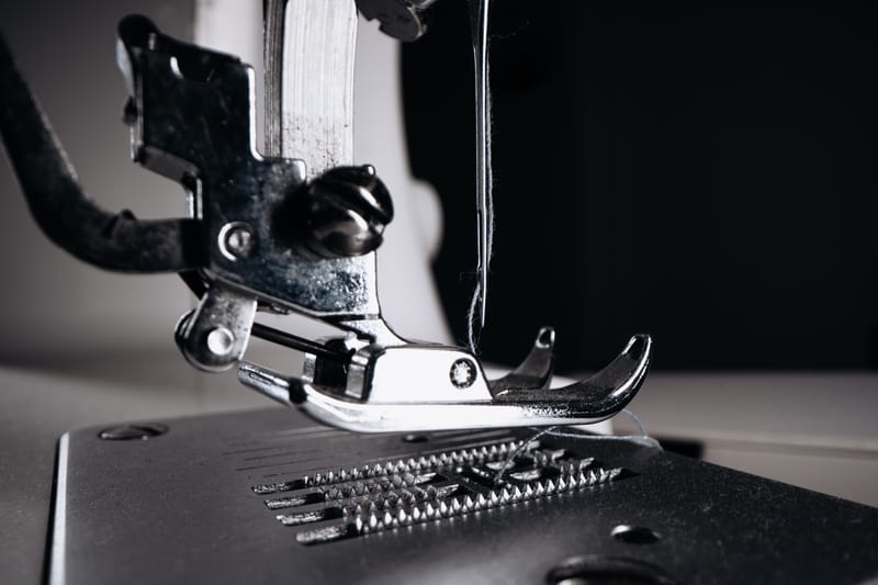 Singer Feather weight feet