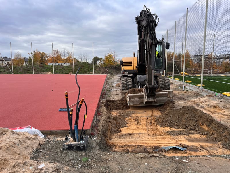 Wykonanie ław i stóp fundamentowych.
