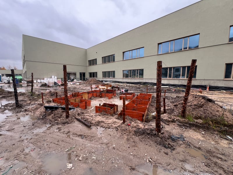 Wykonanie ław i stóp fundamentowych.