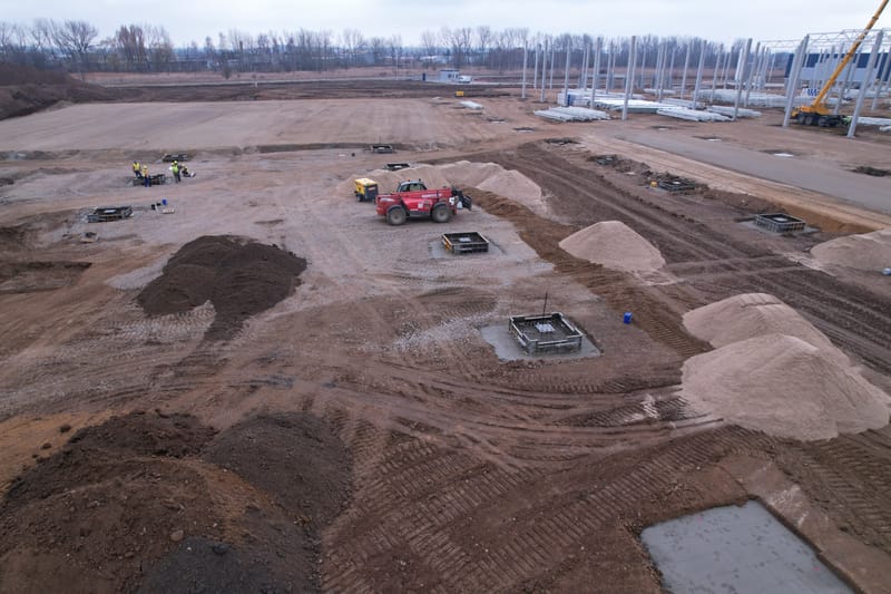 Wykonanie stóp fundamentowych.