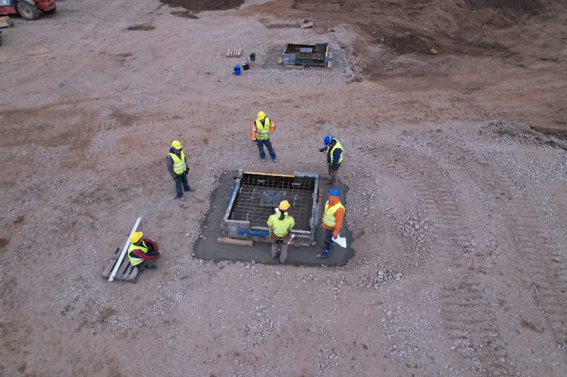 Wykonanie stóp fundamentowych.