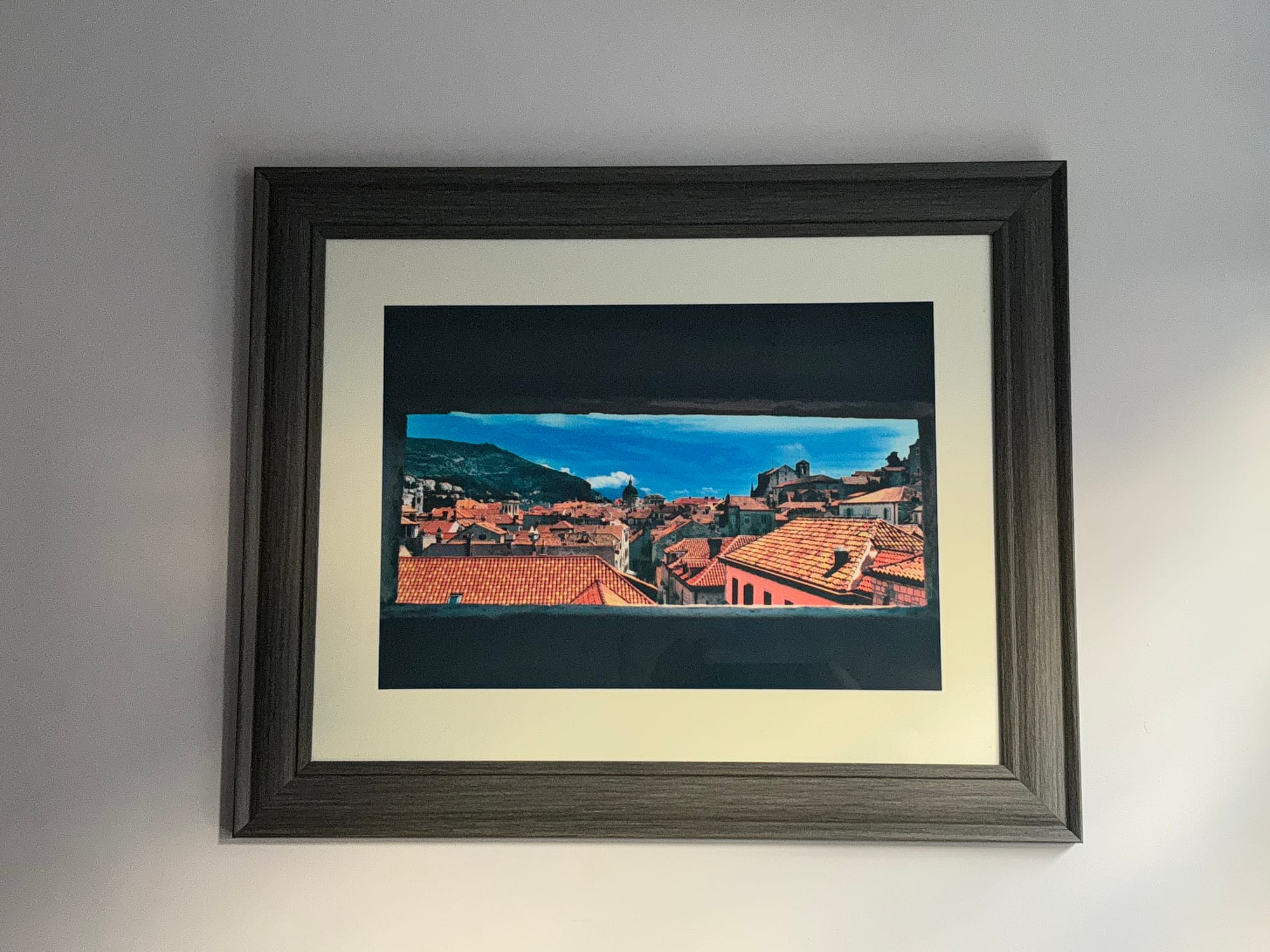 Photography size 210mm x 297mm with mount displayed in A3 frame.