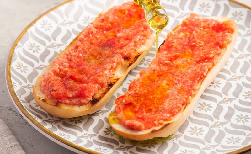 PAN CON TOMATE