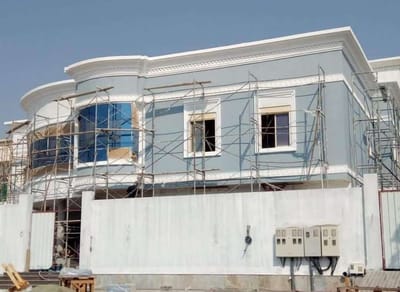 ترميم وتشطيب مباني وبناء ملاحق واستراحات ساندوتش بانل في جدة ومكة 2026
