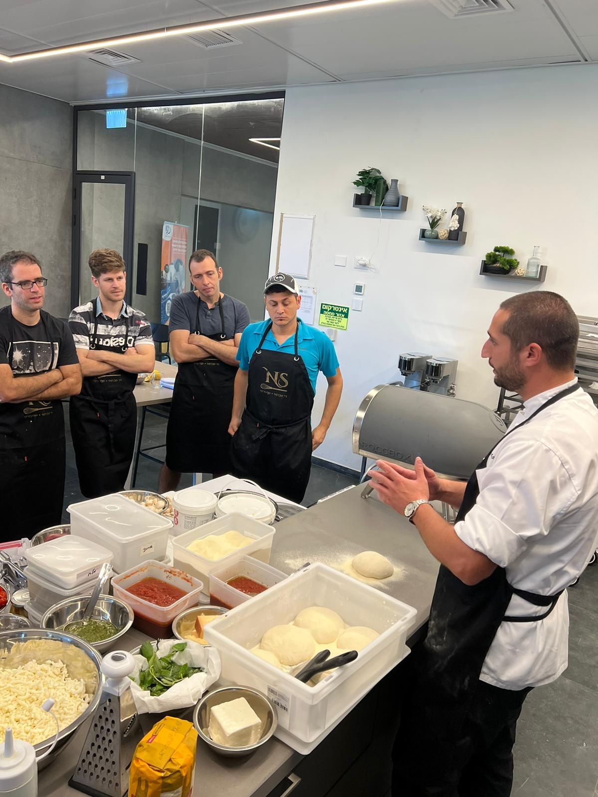 Праздник пиццы из печи