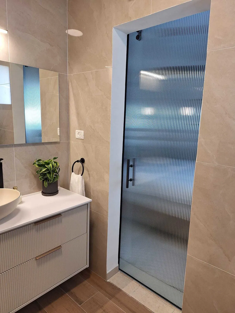 חדרי רחצה ושירותי אורחים