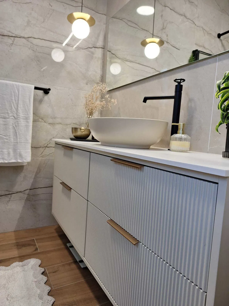 חדרי רחצה ושירותי אורחים