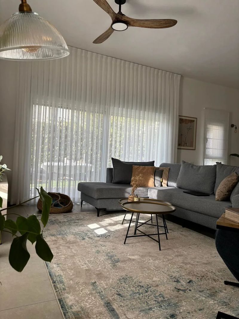 הום סטיילינג לחלל ציבורי בבית בפרדס חנה משפחת לוי