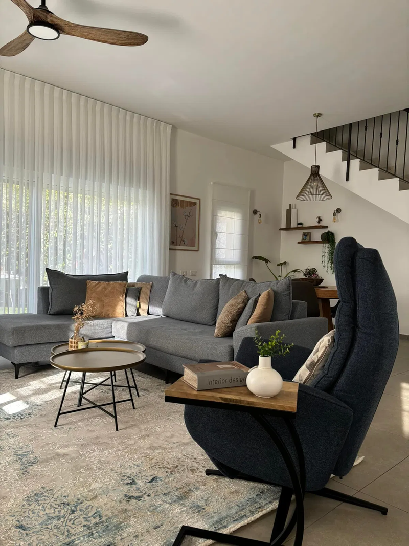 הום סטיילינג לחלל ציבורי בבית בפרדס חנה משפחת לוי