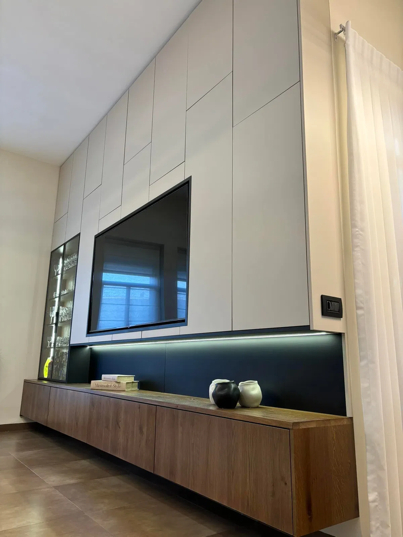 שדרוג חלל ציבורי בבית באחוזת ברק משפחת רוזנברג