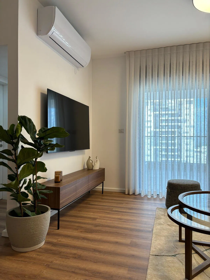 הום סטיילינג לדירת קבלן בנהריה -אסף אלמליח