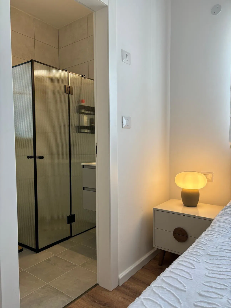 הום סטיילינג לדירת קבלן בנהריה -אסף אלמליח