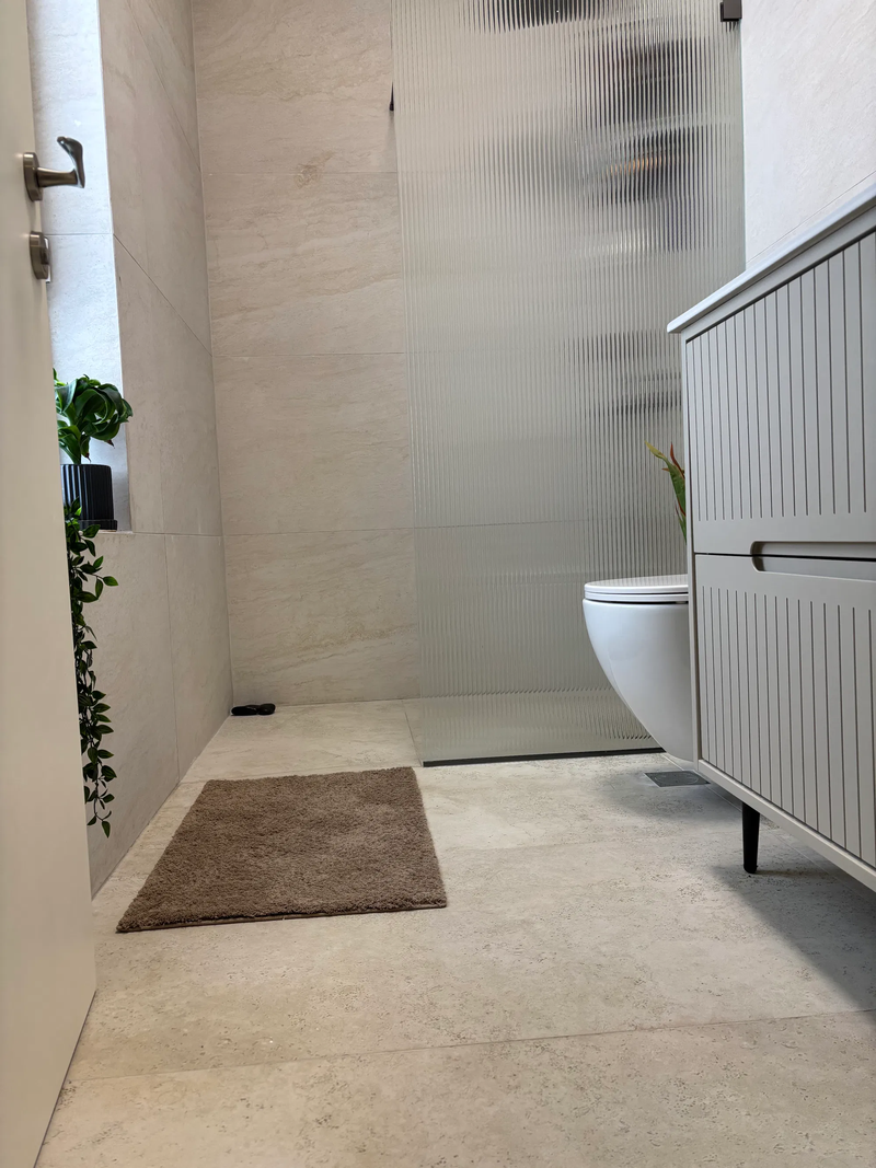 שיפוץ חדרי רחצה עינת ואיציק פרדס חנה