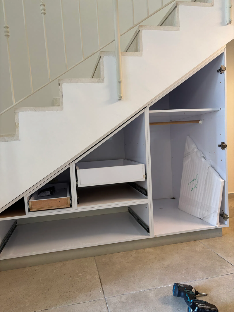 שידרוג מבואת מדרגות בבית - פרדס חנה