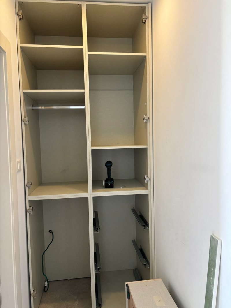 ארון מבואת כניסה לבית