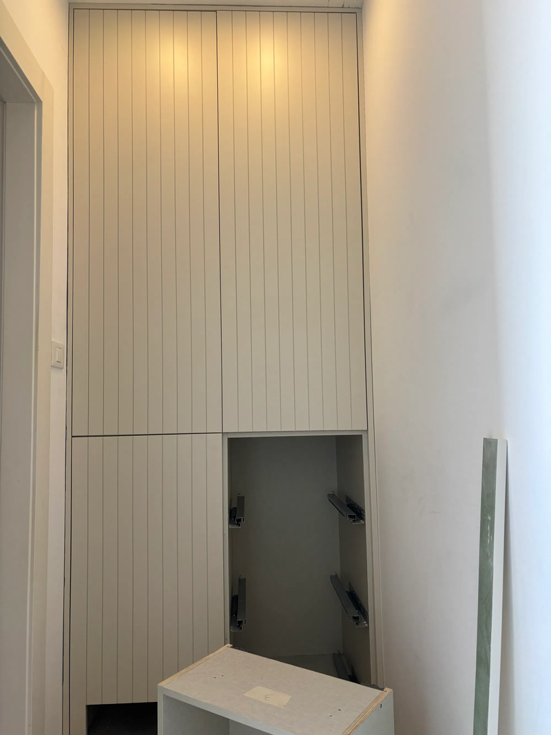 ארון מבואת כניסה לבית