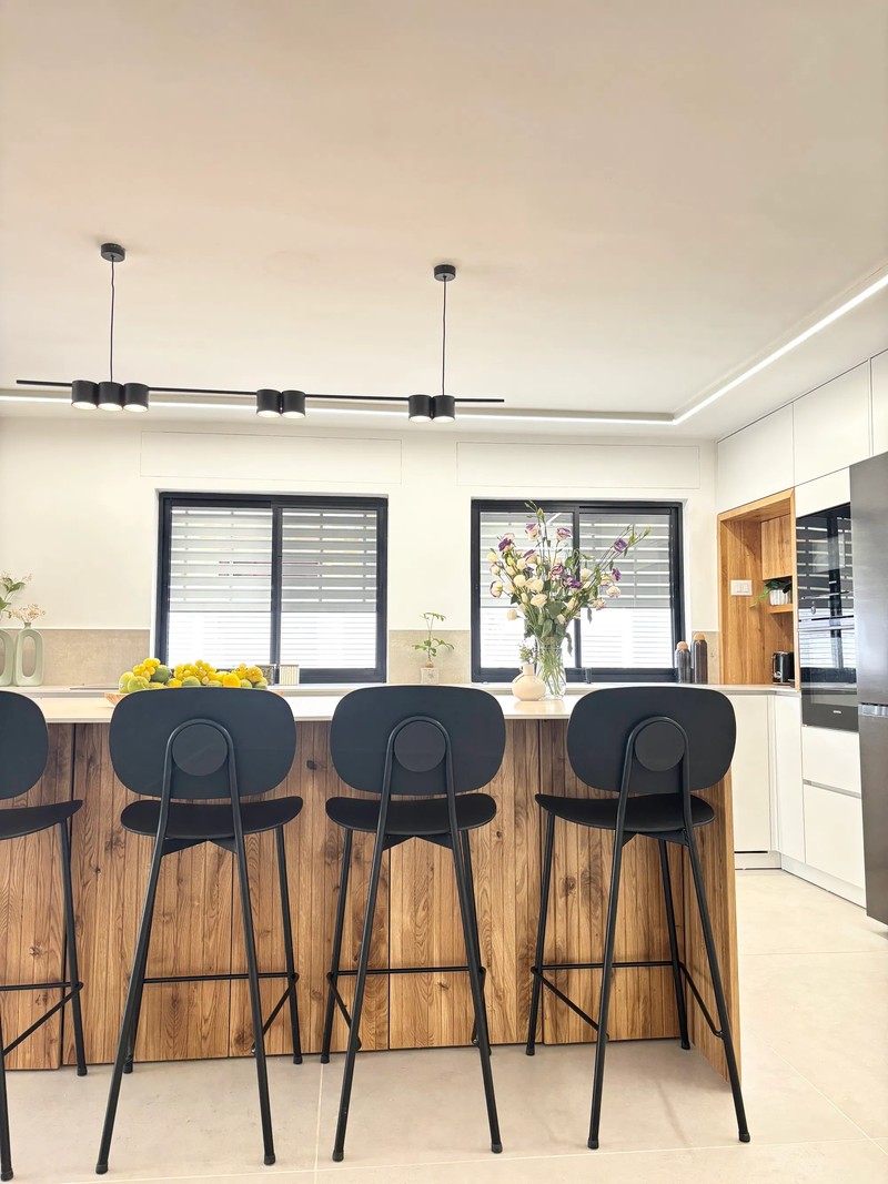 הבית של מירי ותומר וורמוט פרדס חנה