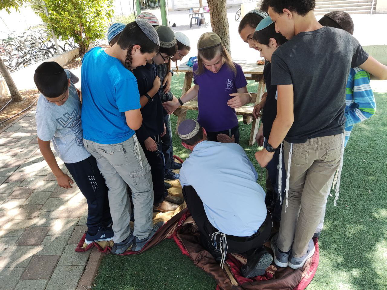 פעילות חוץ ו-ODT בבית ספר יד בנימין עם דניאל חסיד