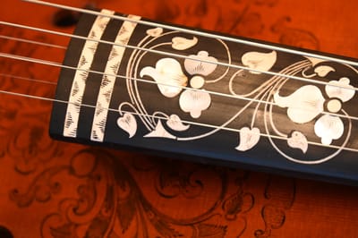 Kronos med hardingfeler, -bratsj og -cello