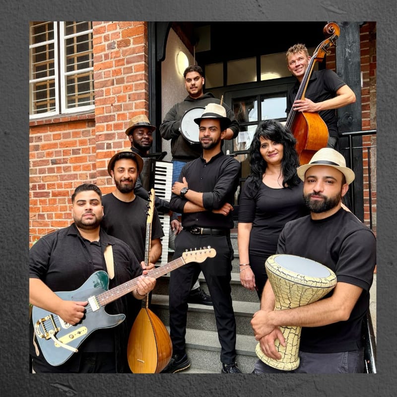 ab 14:00Uhr -  "Tag der neuen deutschen Gesellschaft"