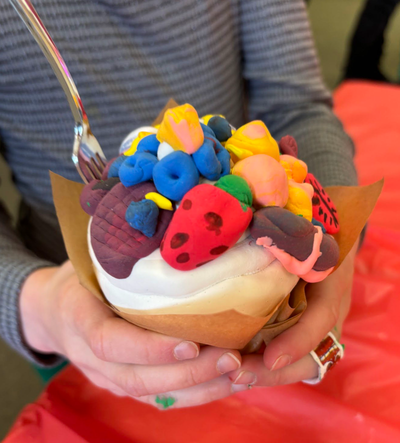 Scented, Glowing Ice-Cream Sculpting. TRIAL CLASS