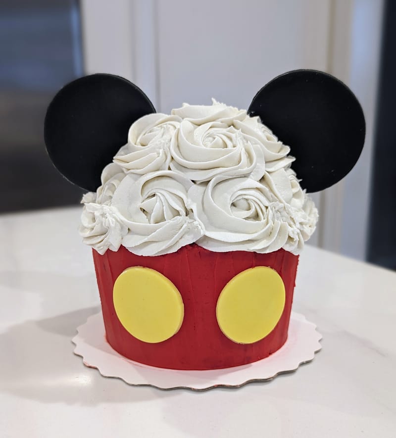 Mickey Mouse Smash Cake
