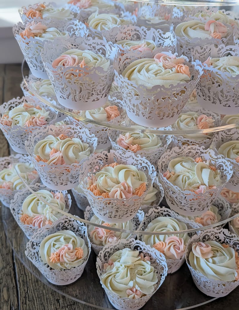 Floral Wedding Cupcakes