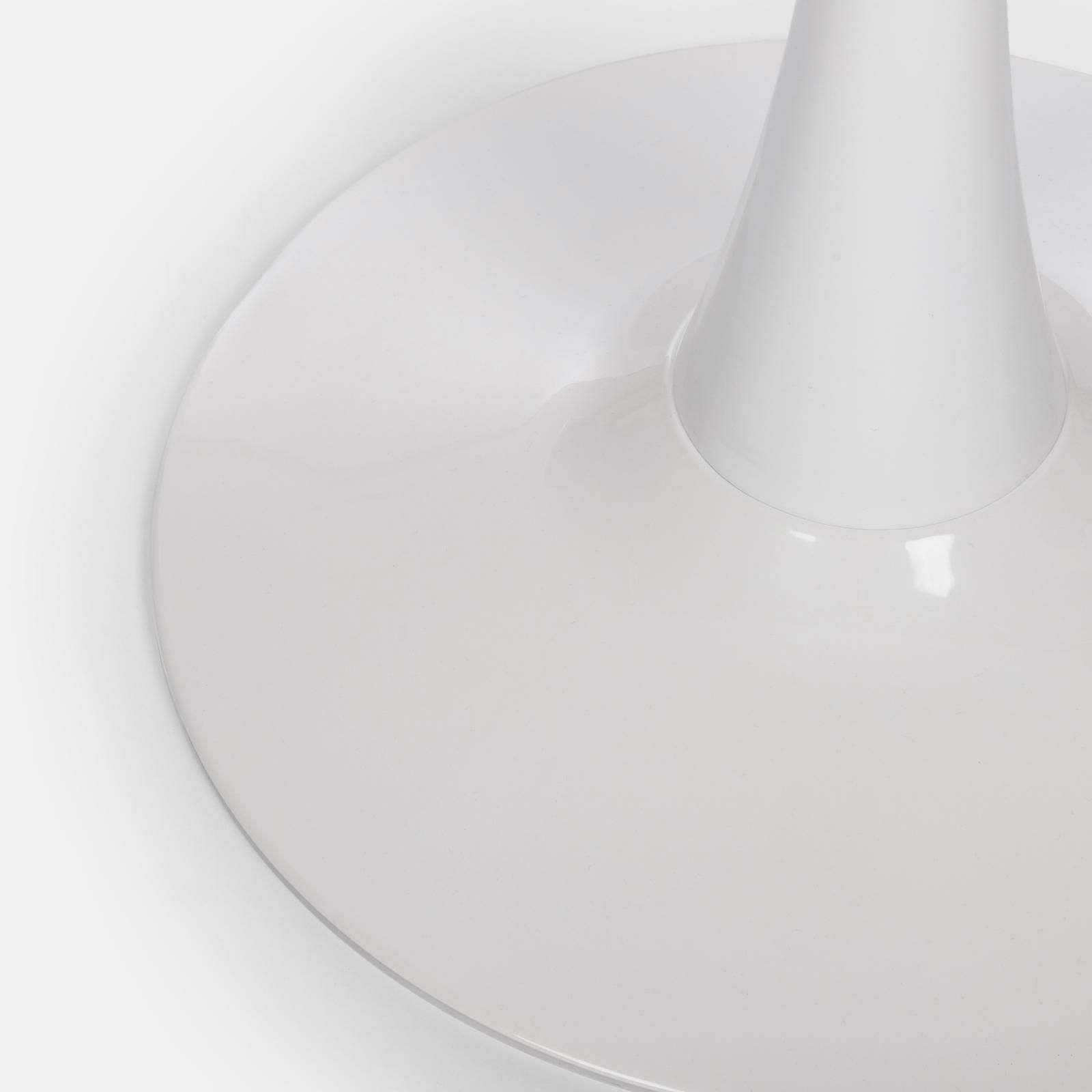 ROUND TABLE WHITE COLOR