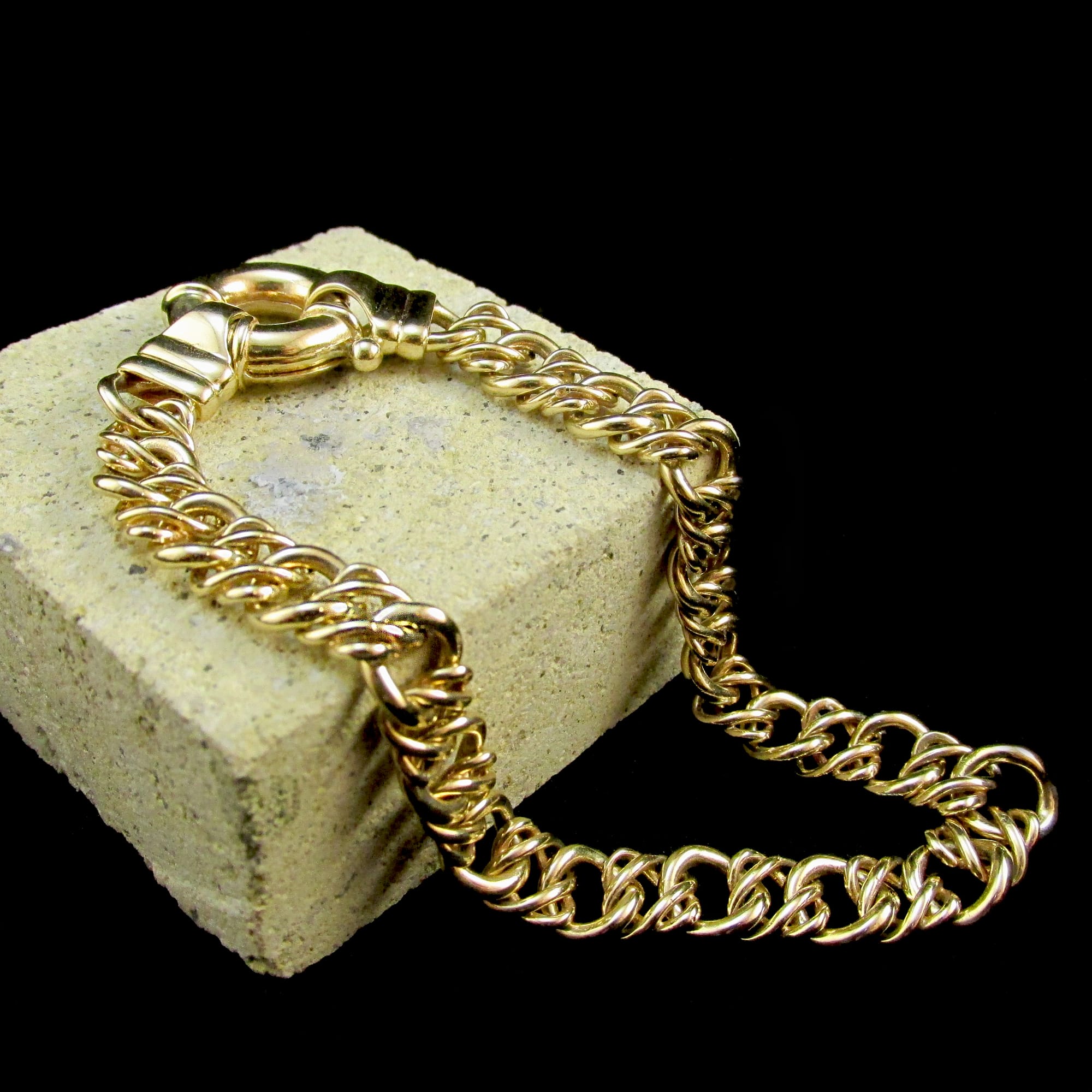 9ct Yellow Gold Celtic Style Bracelet (Ref#26048)