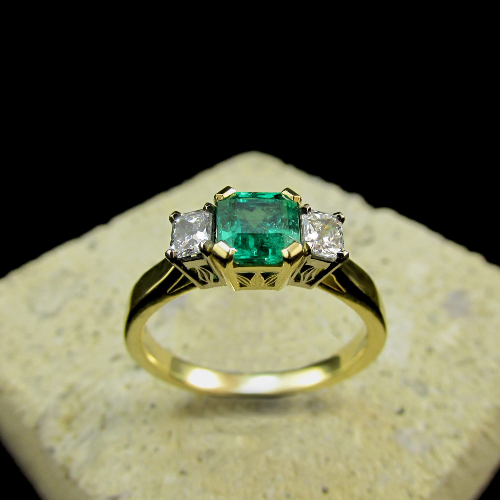 18ct Yellow & White Gold Emerald & Radiant Diamond Ring (Ref#26049)