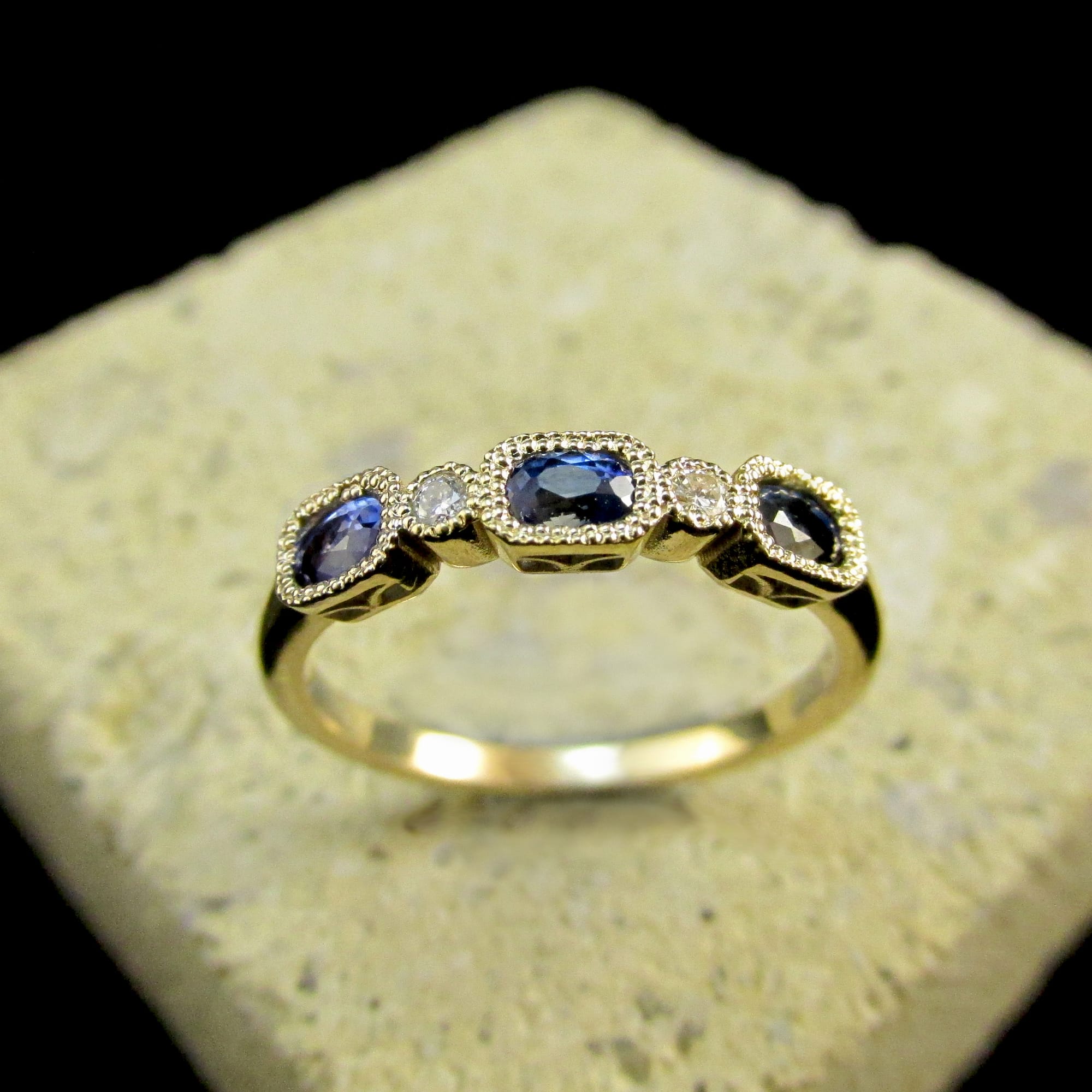 9ct Yellow Gold Sapphire & Diamond Millgrain Set Ring (Ref#26073)