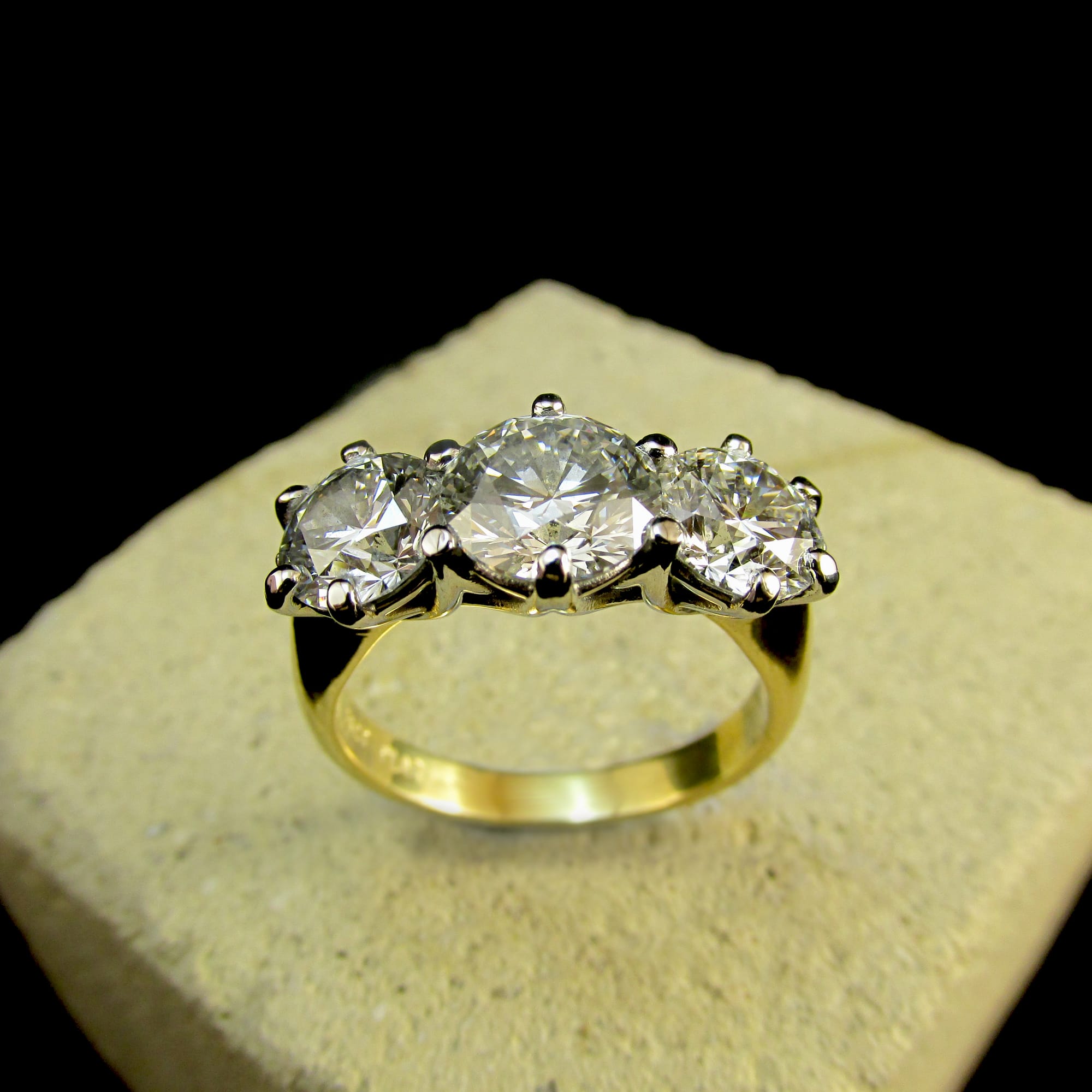 18ct Yellow Gold & Platinum 3 Stone Lab Grown Diamond Ring (Ref#27033)
