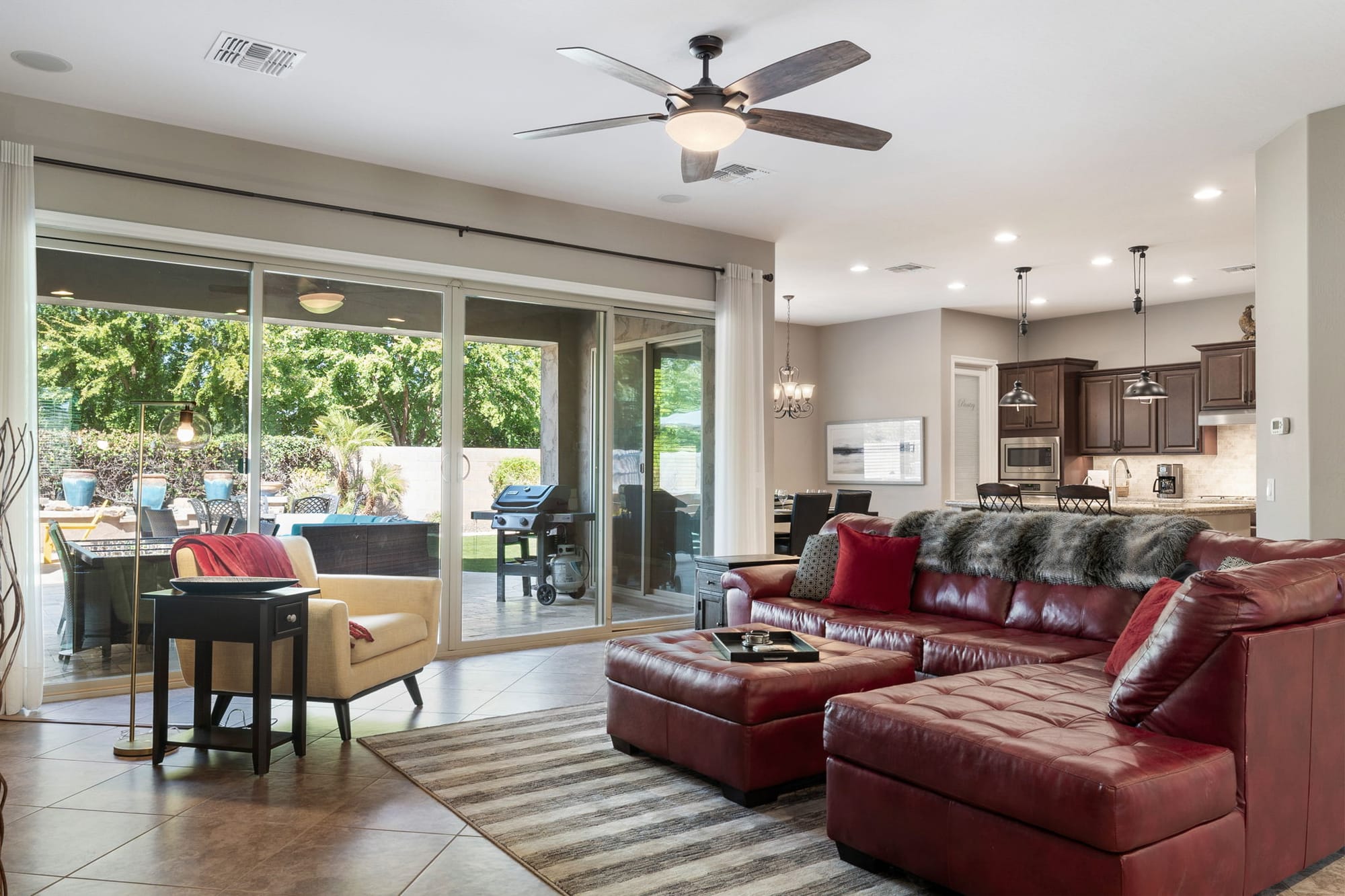 Raven Landing 4/2 with Spa and Resort Backyard