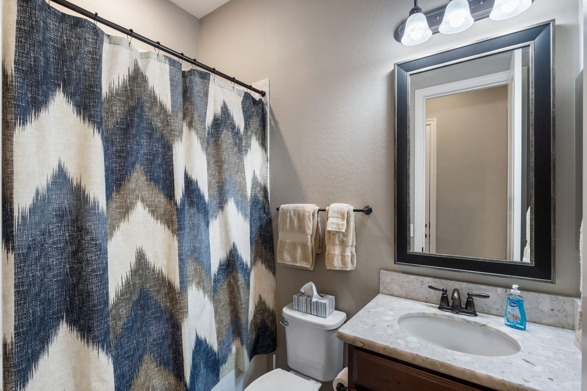 Raven Landing 4/2 with Spa and Resort Backyard