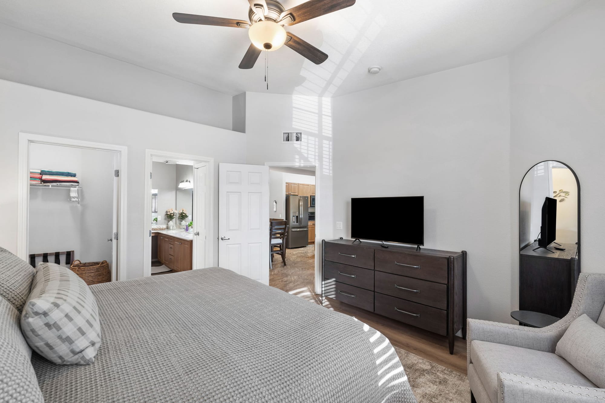 Coyote Cactus Escape