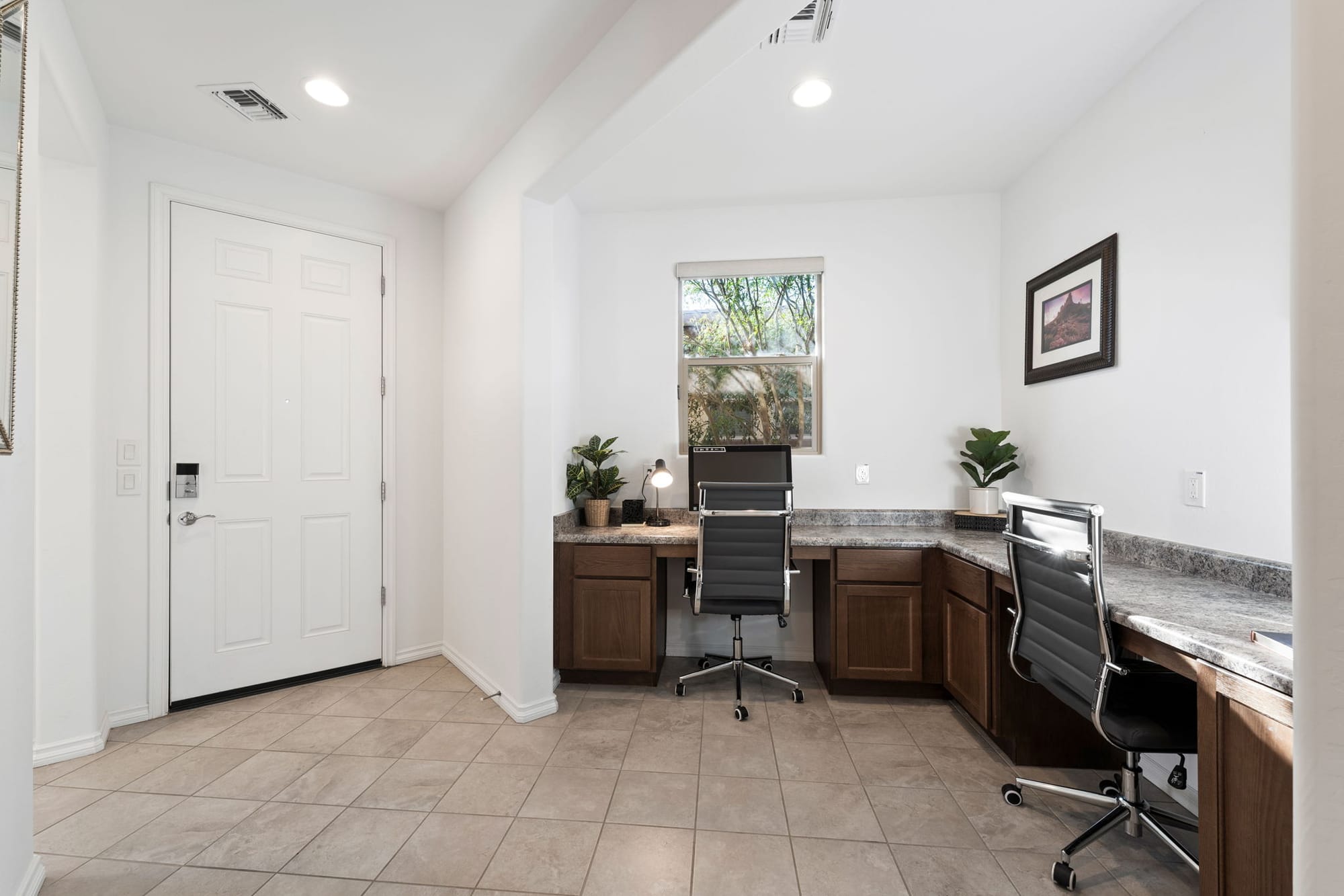 Encanterra’s Cobblestone 2 bed 2 bath w/ office space