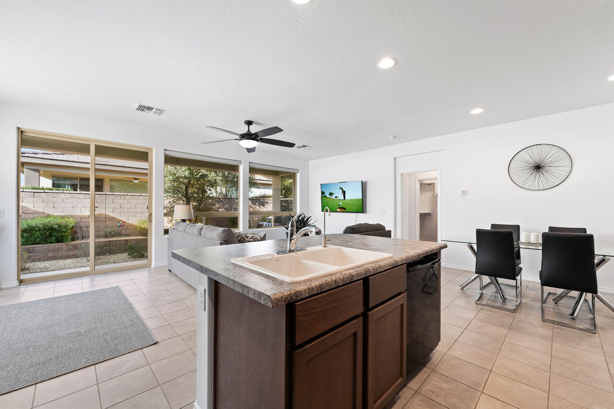 Encanterra’s Cobblestone 2 bed 2 bath w/ office space