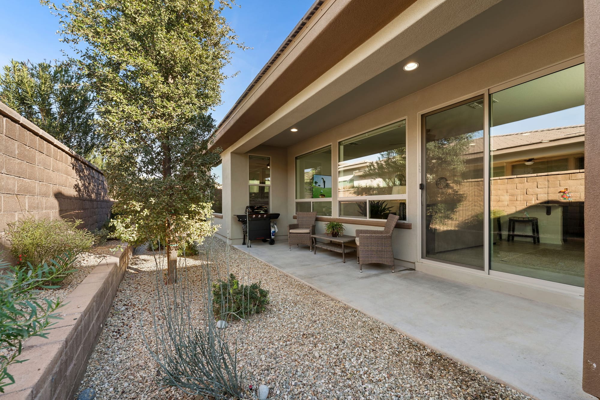 Encanterra’s Cobblestone 2 bed 2 bath w/ office space