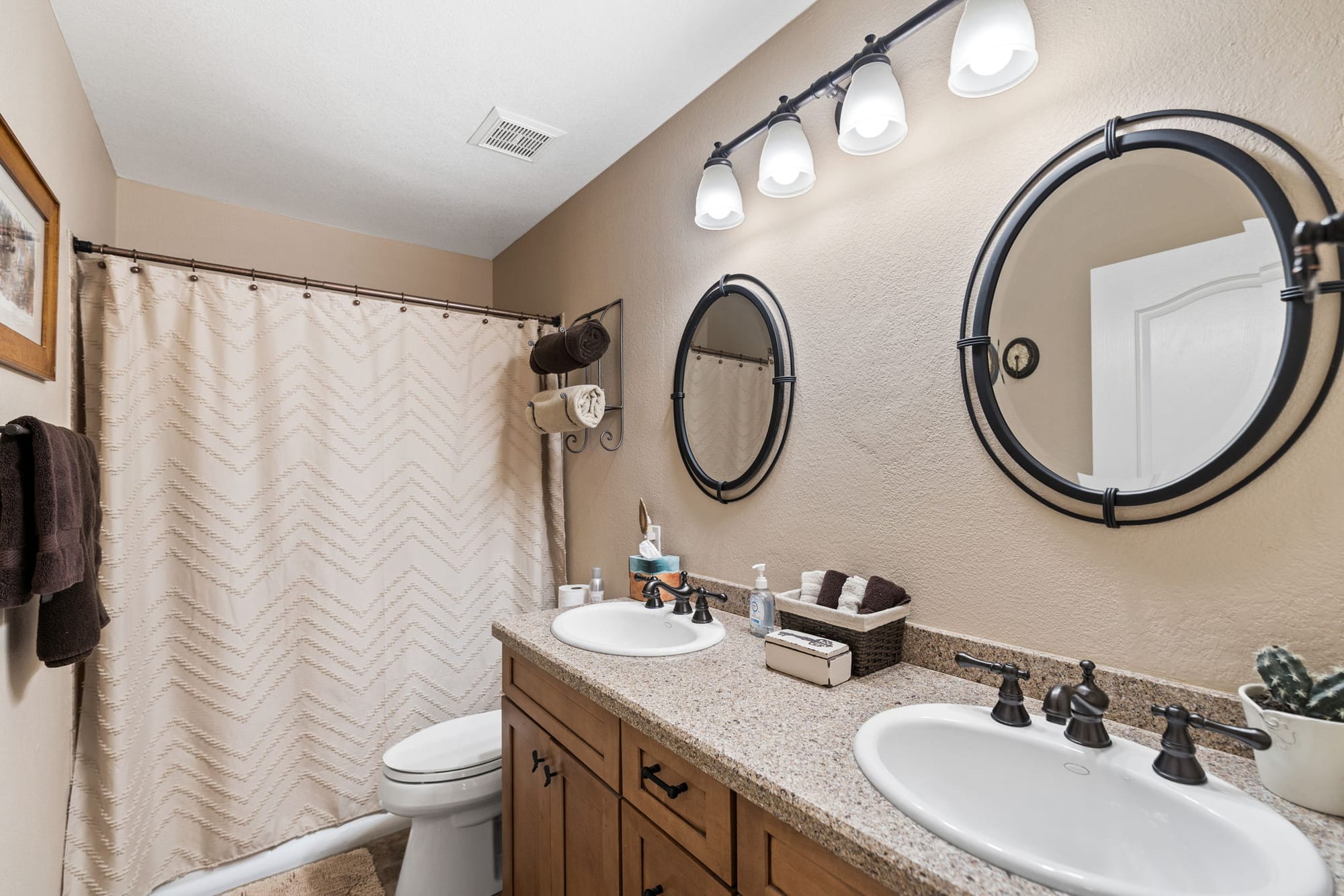 Superstition Foothills 3/2 w/office,Spa & BBQ