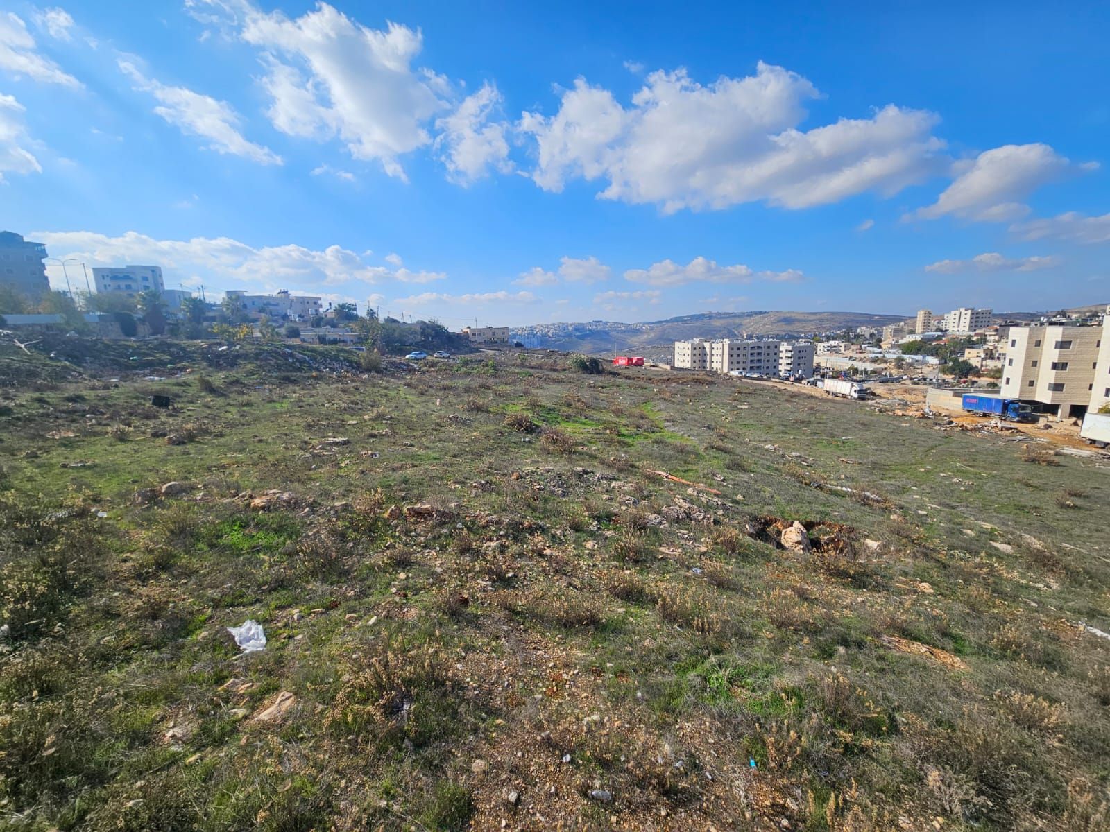 25 Dunams in Givat Zeev