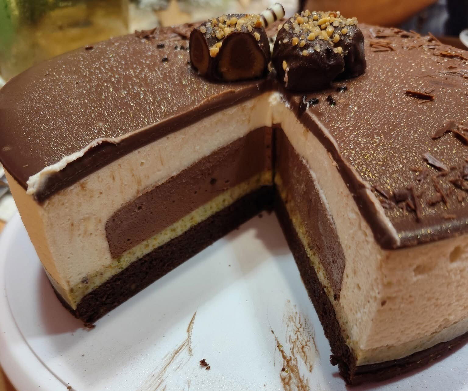 Pisztáciás, mogyorókrémes marcipán torta (Mozart)