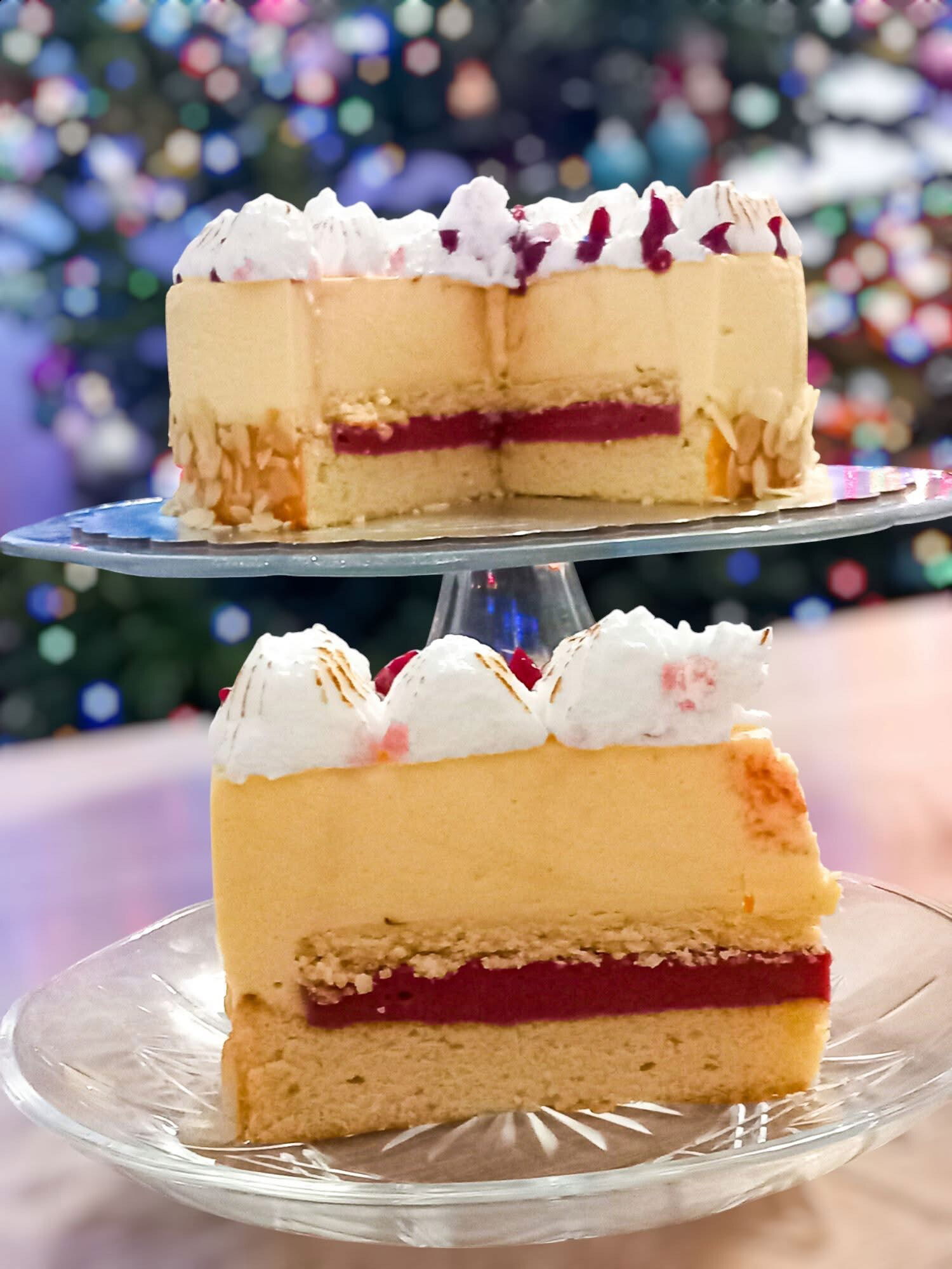 Erdei gyümölcsös madártej torta