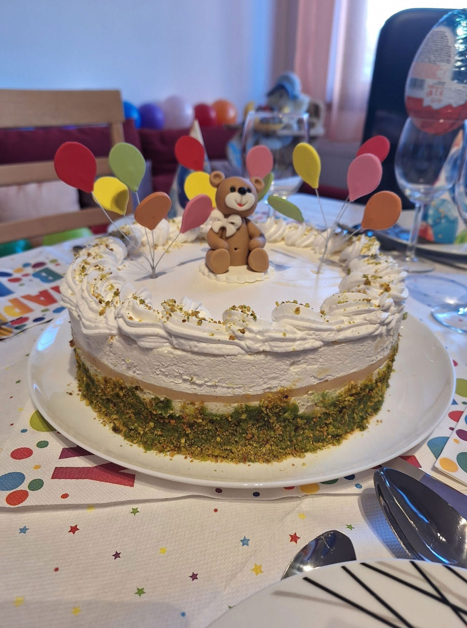 Birsalmás, pisztáciás torta