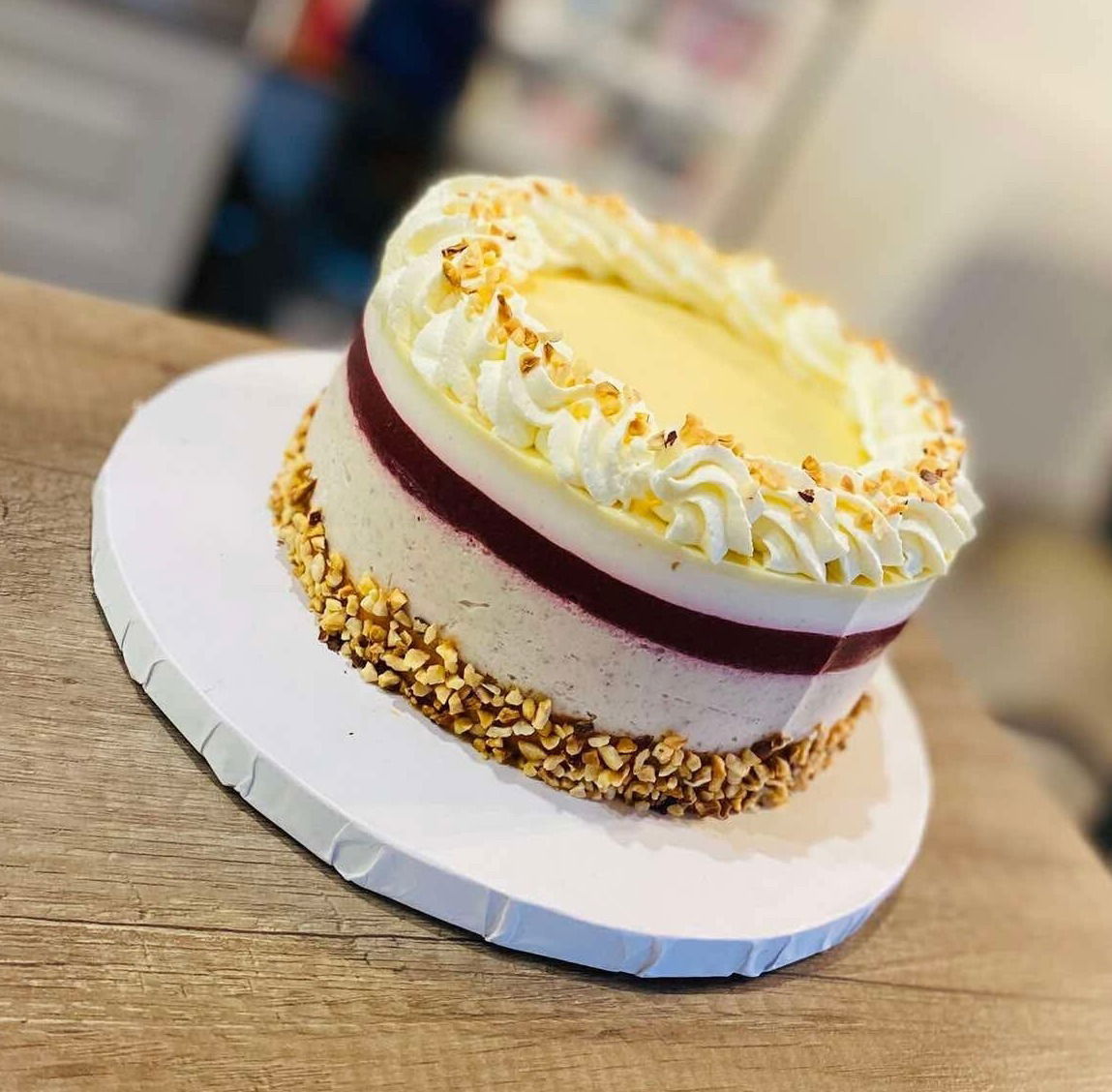 Vaníliás gesztenye torta rumos meggyel