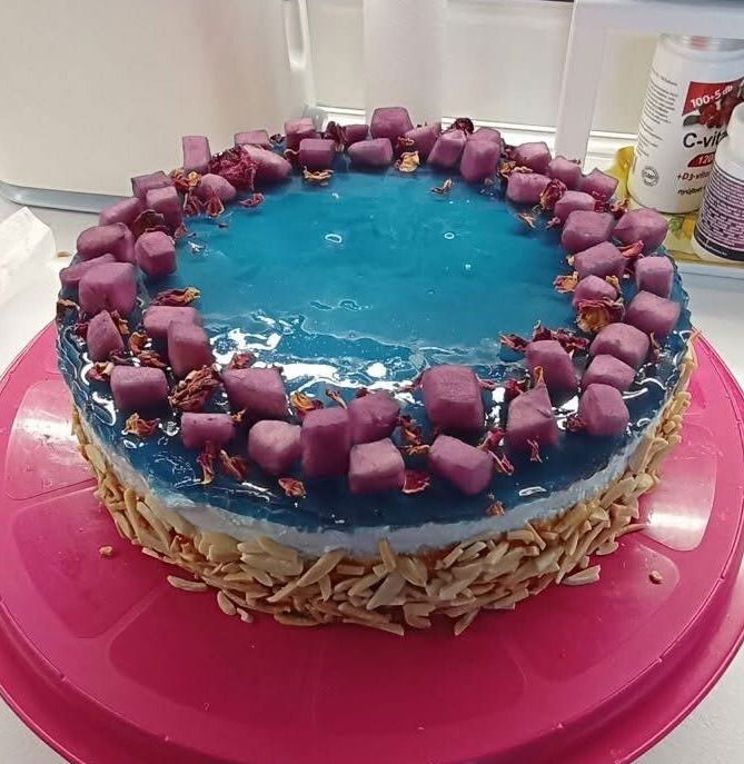 Pillangóborsó virág torta almával