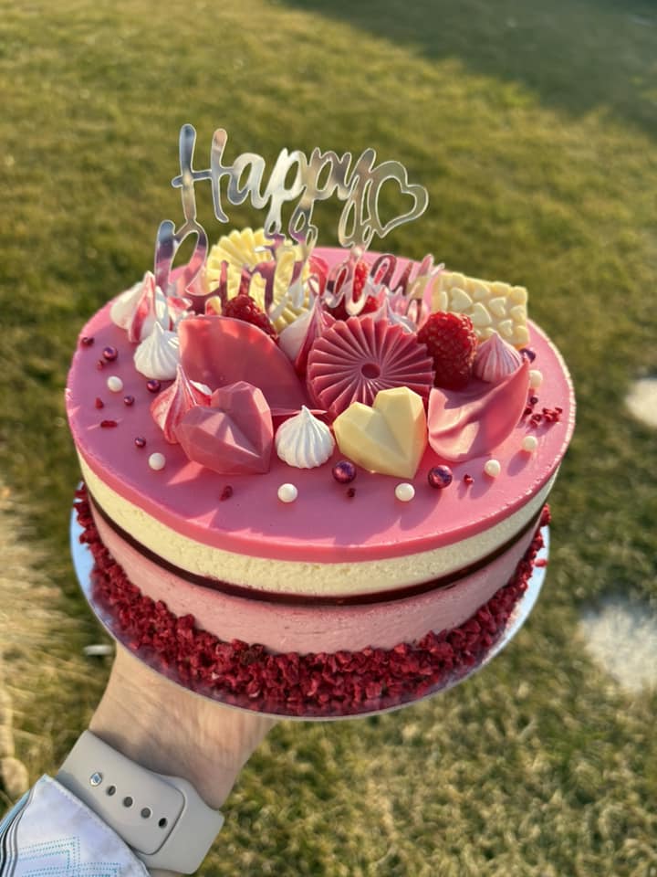 Fehércsokis málna torta