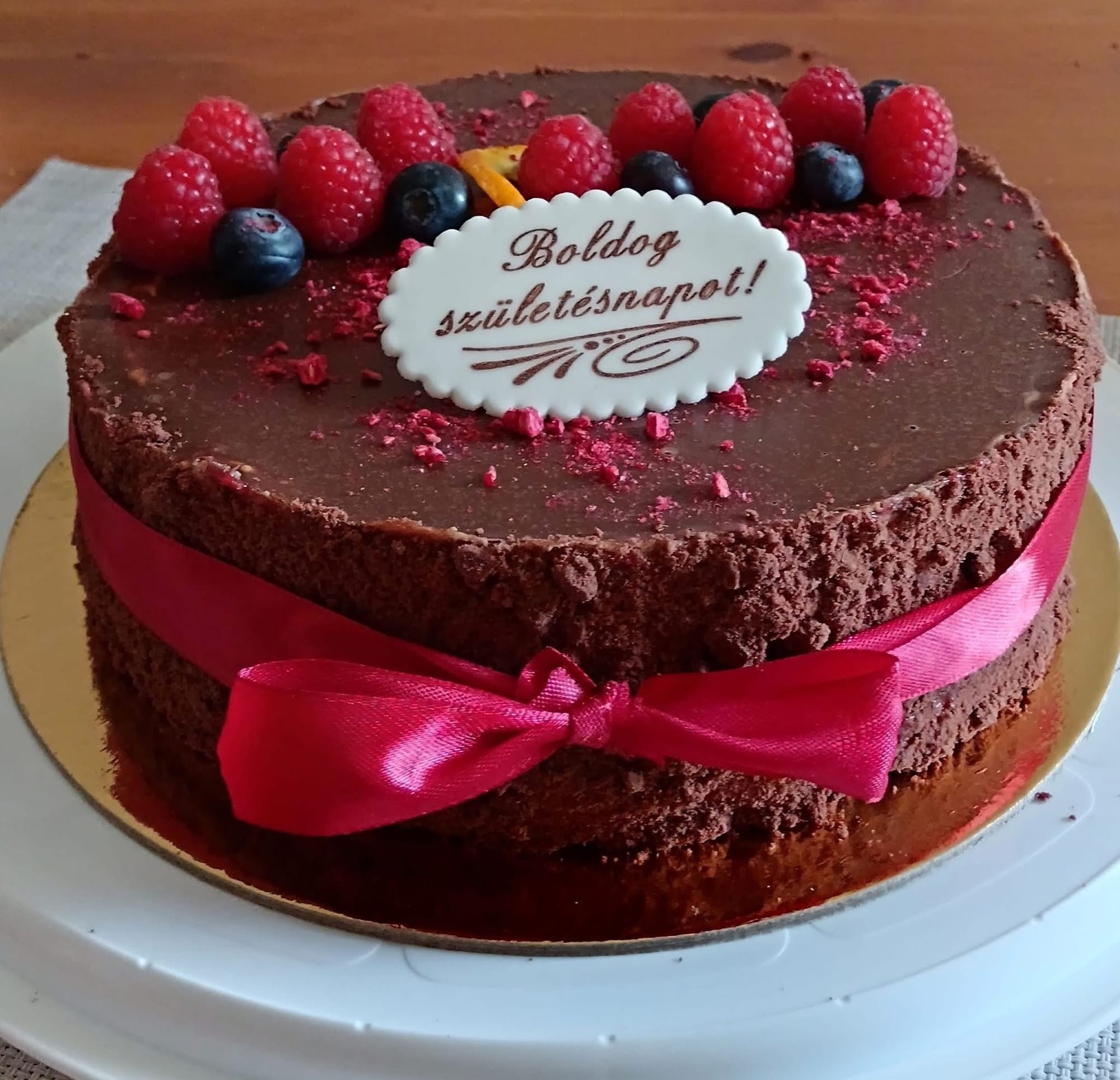 Sült csokikrémes torta málnával