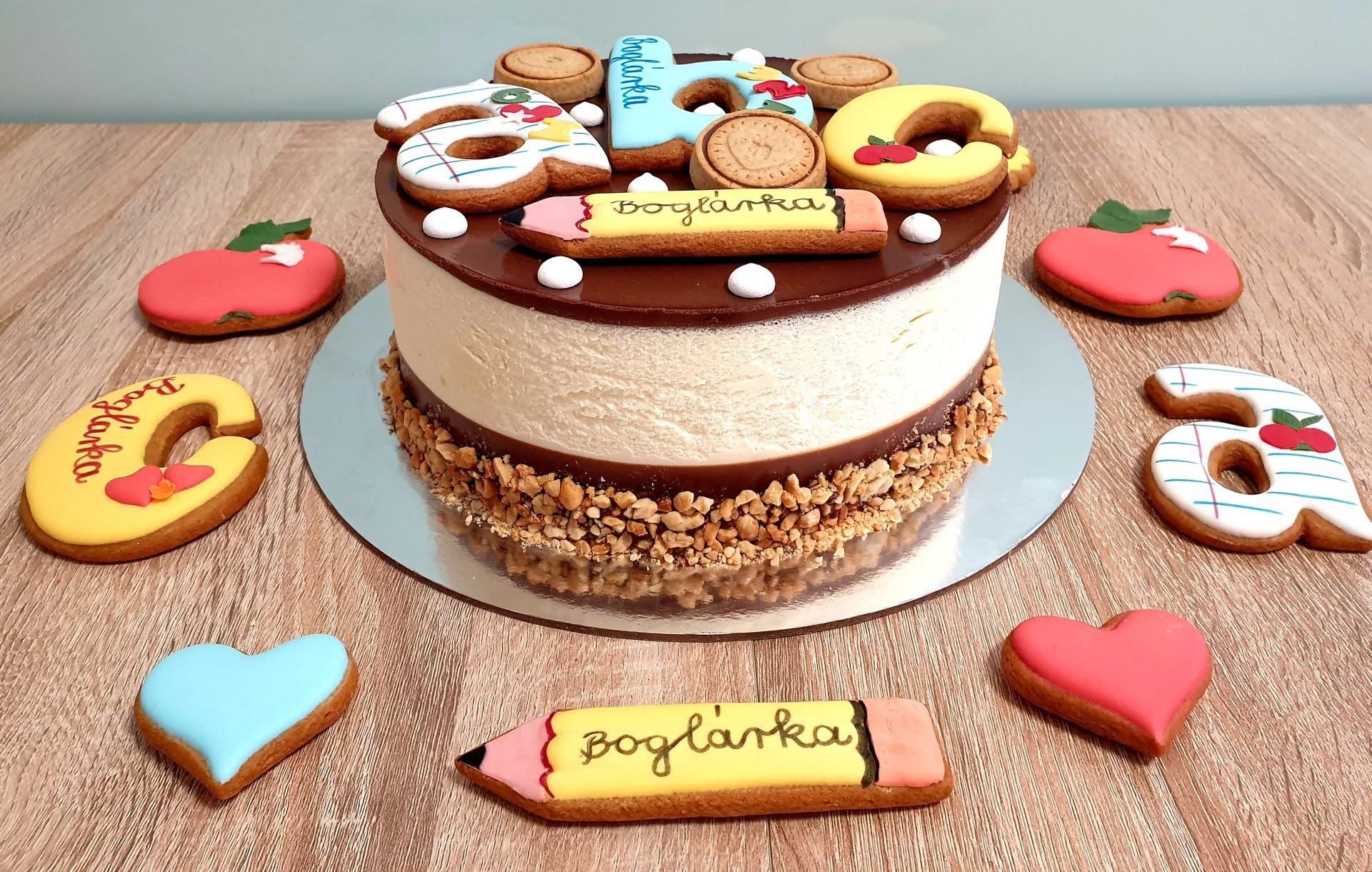 Nutella torta erdei gyümölccsel